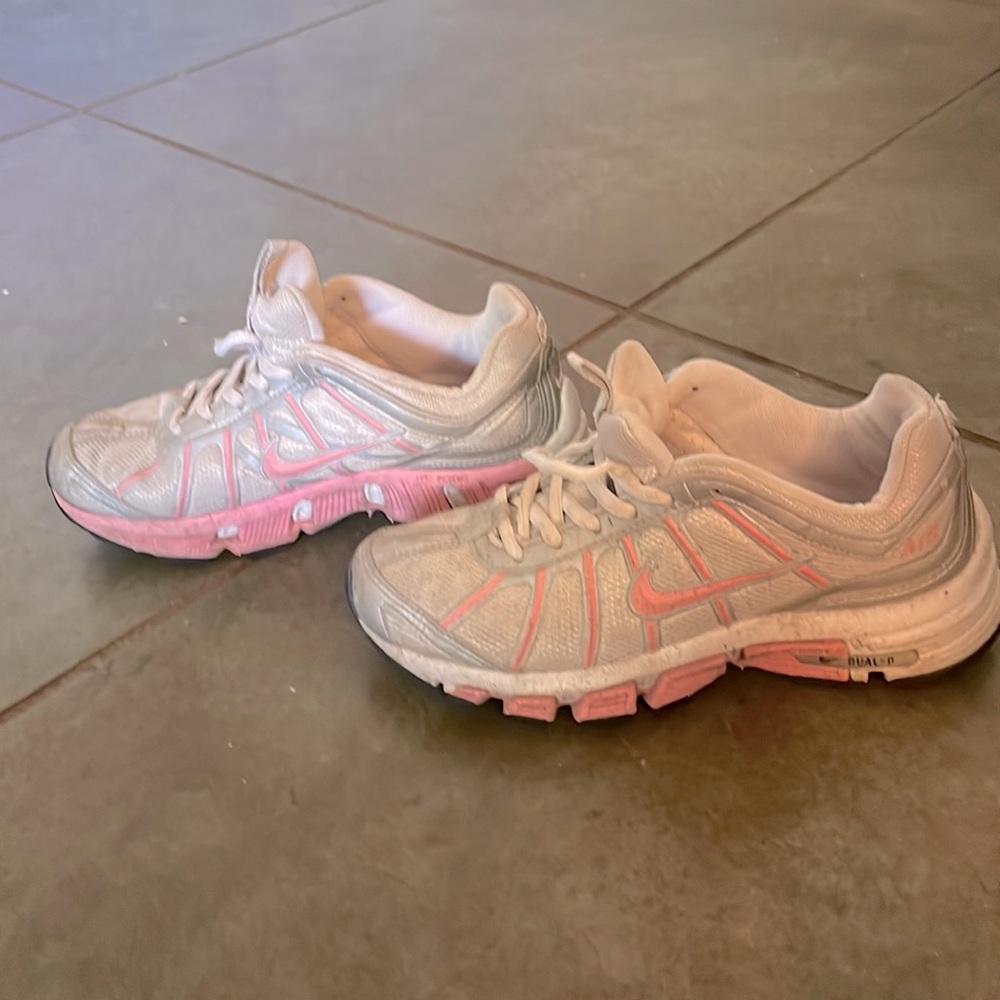 Women’s Nike Airs